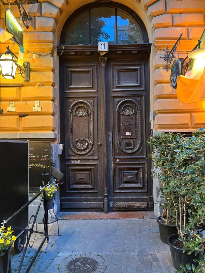 Ferienwohnung Casa Nora Liszt Ferenc Ter Budapest Exterior foto